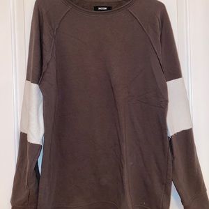 Oversized boutique crew